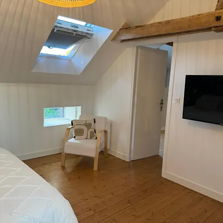 Tres Bel Independant De Type 2 * 라발